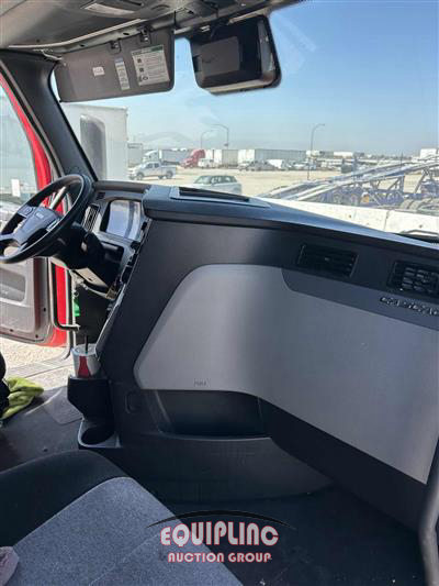 2021 Freightliner Cascadia