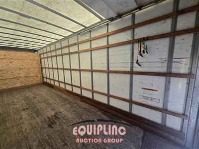 2019 International 4300 4X2 S/A 26FT NON CDL BOX 