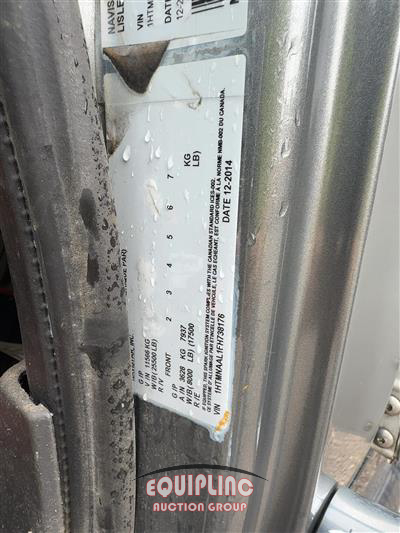 2015 International 4300 4X2 S/A 26FT NON CDL BOX 