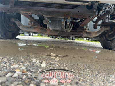 2015 International 4300 4X2 S/A 26FT NON CDL BOX 