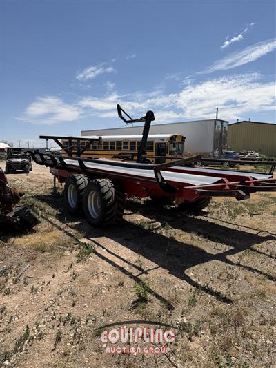 2022 CLOVERDALE MEGA BALE CARRIER