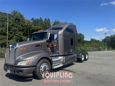 2016 Kenworth T660 6X4 T/A SLEEPER TRUCK TRA
