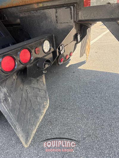 2009 Mack Granite