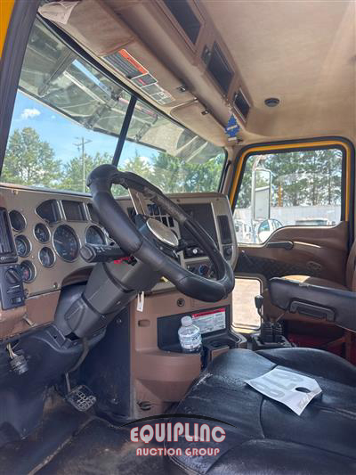 2009 Mack Granite