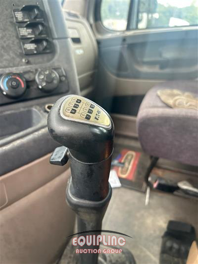 2014 Freightliner Cascadia