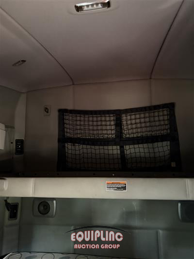 2019 Kenworth T680 T/A 6X4 SLEEPER TRUCK TRA
