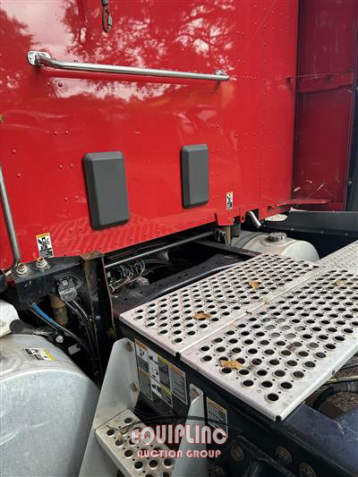 2019 Kenworth T680 T/A 6X4 SLEEPER TRUCK TRA