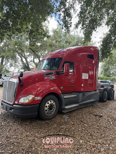 2019 Kenworth T680 T/A 6X4 SLEEPER TRUCK TRA