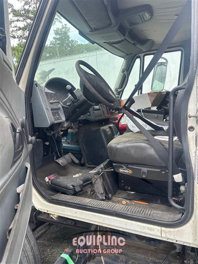 2002 International DuraStar 4300