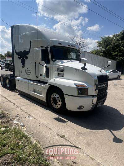 2020 Mack ANTHEM AN64T 6X4 T/A SLEEPER T