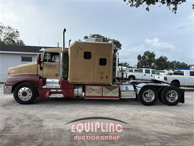 1996 Kenworth T660