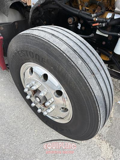 1996 Kenworth T660