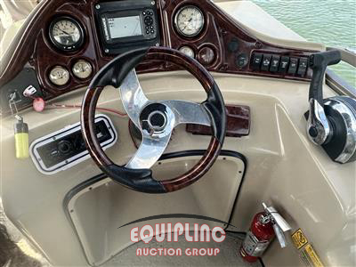 2015 BENTLEY PONTOON BOAT