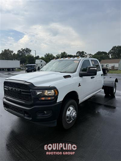 2023 Ram 3500 4X2 S/A CAB & CHASSIS