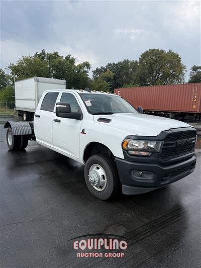 2023 Ram 3500 4X2 S/A CAB & CHASSIS
