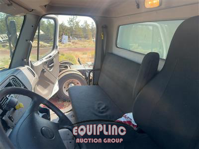 2017 Freightliner M2