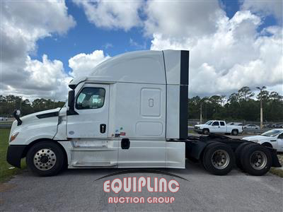 2023 Freightliner CASCADIA