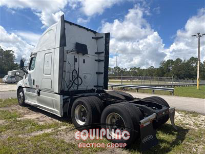 2023 Freightliner Cascadia