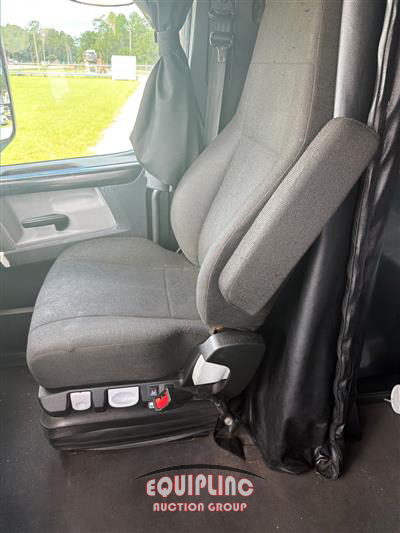 2023 Freightliner Cascadia