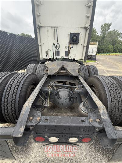 2018 Kenworth T680 6X4 T/A SLEEPER TRUCK TRA