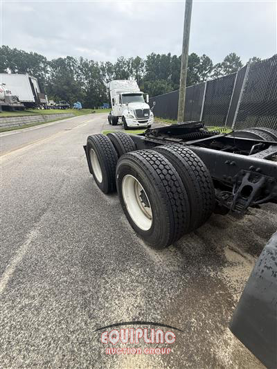 2018 Kenworth T680 6X4 T/A SLEEPER TRUCK TRA