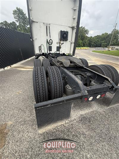 2018 Kenworth T680 6X4 T/A SLEEPER TRUCK TRA
