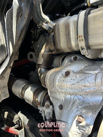 2021 Freightliner CASCADIA 6X4 T/A SLEEPER TRUCK