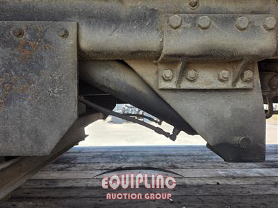 2003 International 4400 4X2 S/A ROLLBACK WITH LIF