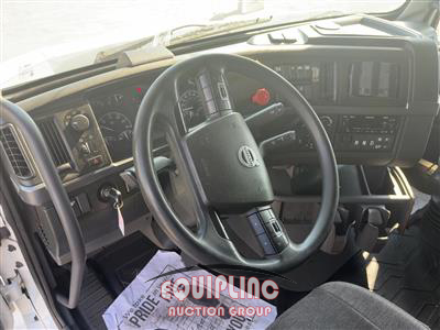 2019 Volvo VNL64T860 6X4 T/A SLEEPER TRUC