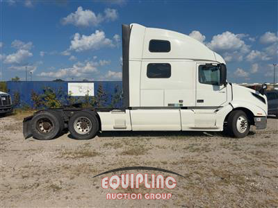 2019 Volvo VNL64T860 6X4 T/A SLEEPER TRUC