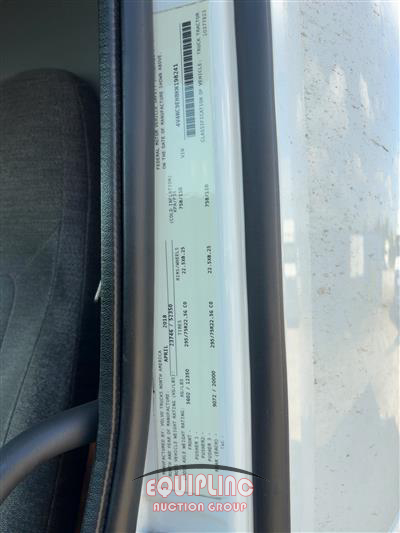 2019 Volvo VNL64T860 6X4 T/A SLEEPER TRUC
