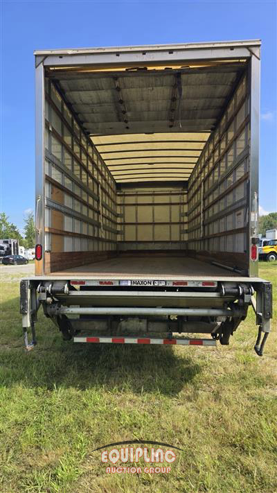 2019 Freightliner M2 4X2 26FT NON CDL BOX TRUCK