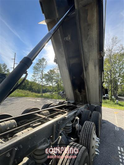 2007 Sterling L9500 QUAD/A DUMP TRUCK
