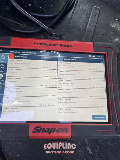 2019 Freightliner M2 4X2 S/A 26FT NON CDL BOX TR