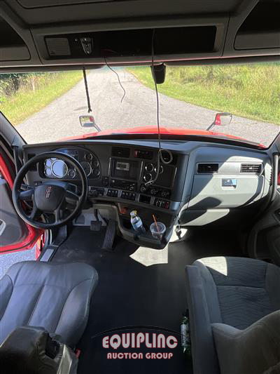 2019 Kenworth T680 6X4 T/A SLEEPER TRUCK TRA