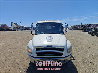 2013 Freightliner M2 4X2 S/A ROLLBACK TRUCK