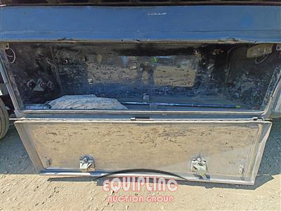 2013 Freightliner M2 4X2 S/A ROLLBACK TRUCK