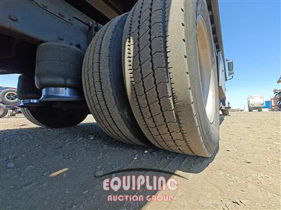 2013 Freightliner M2 4X2 S/A ROLLBACK TRUCK