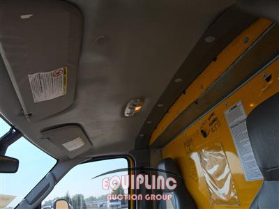 2022 Ford E350 4X2 S/A 16FT BOX TRUCK