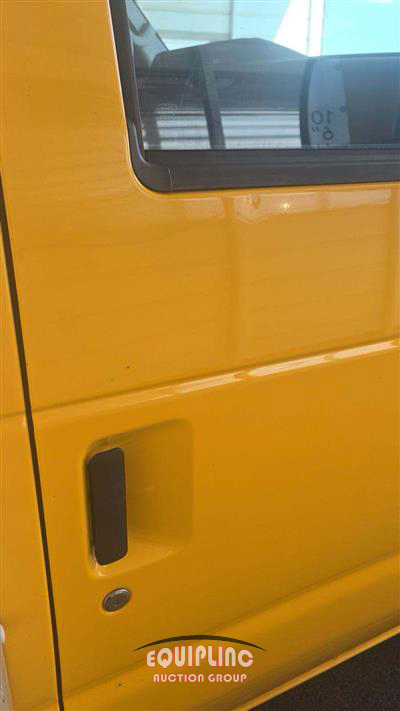 2022 Ford E350 4X2 S/A 16FT BOX TRUCK