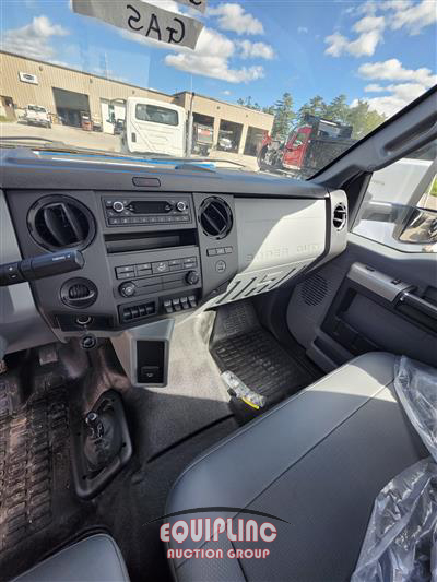 2025 Ford F750 4X2 S/A CAB AND CHASSIS T