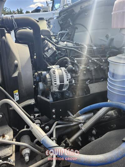 2025 Ford F750 4X2 S/A CAB AND CHASSIS T