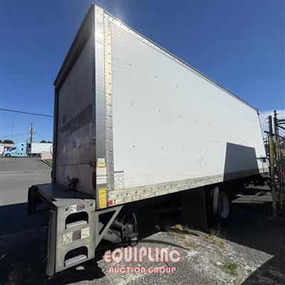2018 International 4300 4X2 26FT NON CDL BOX TRUC