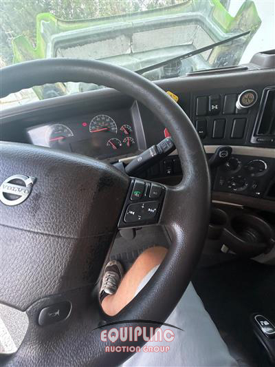 2018 Volvo VNL