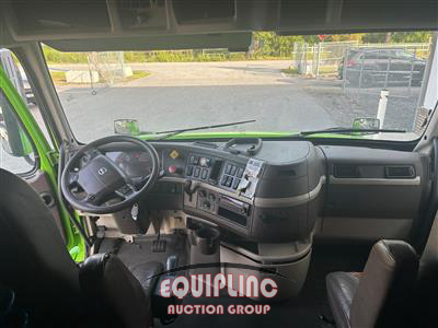 2018 Volvo VNL