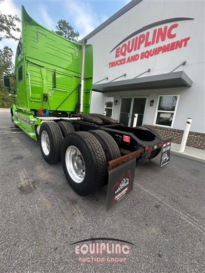 2018 Volvo VNL