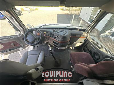 2007 Volvo VNL