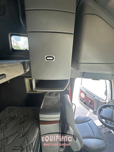 2007 Volvo VNL