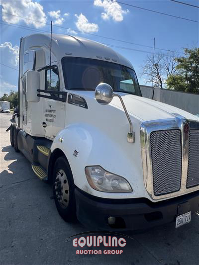 2021 Kenworth T680 6X4 T/A SLEEPER TRUCK TRA