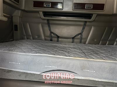 2019 Peterbilt 389 T/A 6X4 SLEEPER TRUCK TRAC
